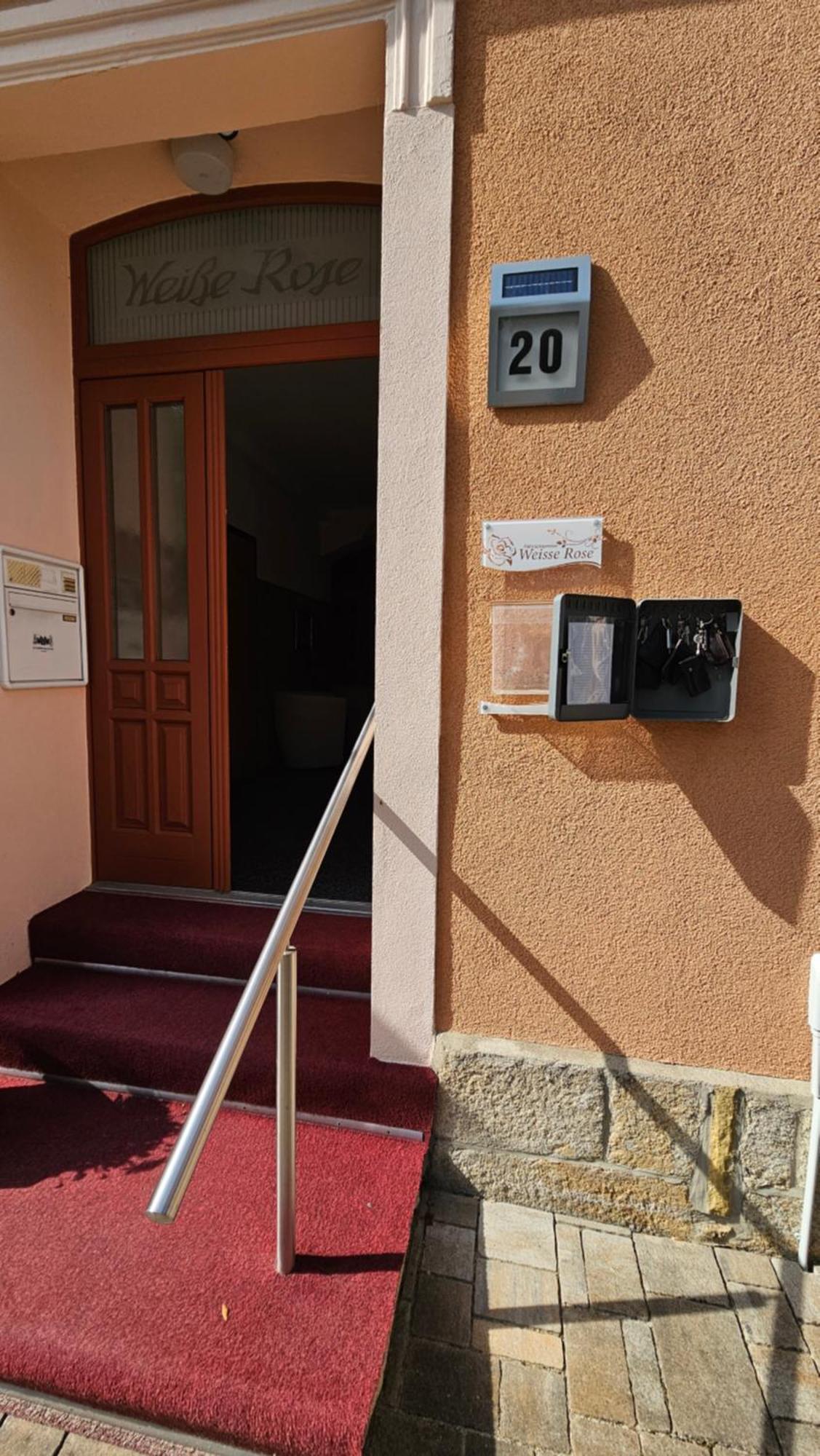 Pension Weisse Rose, Parkplatz, Fruehstueck, Wlan, Zentral Bad Elster Zewnętrze zdjęcie