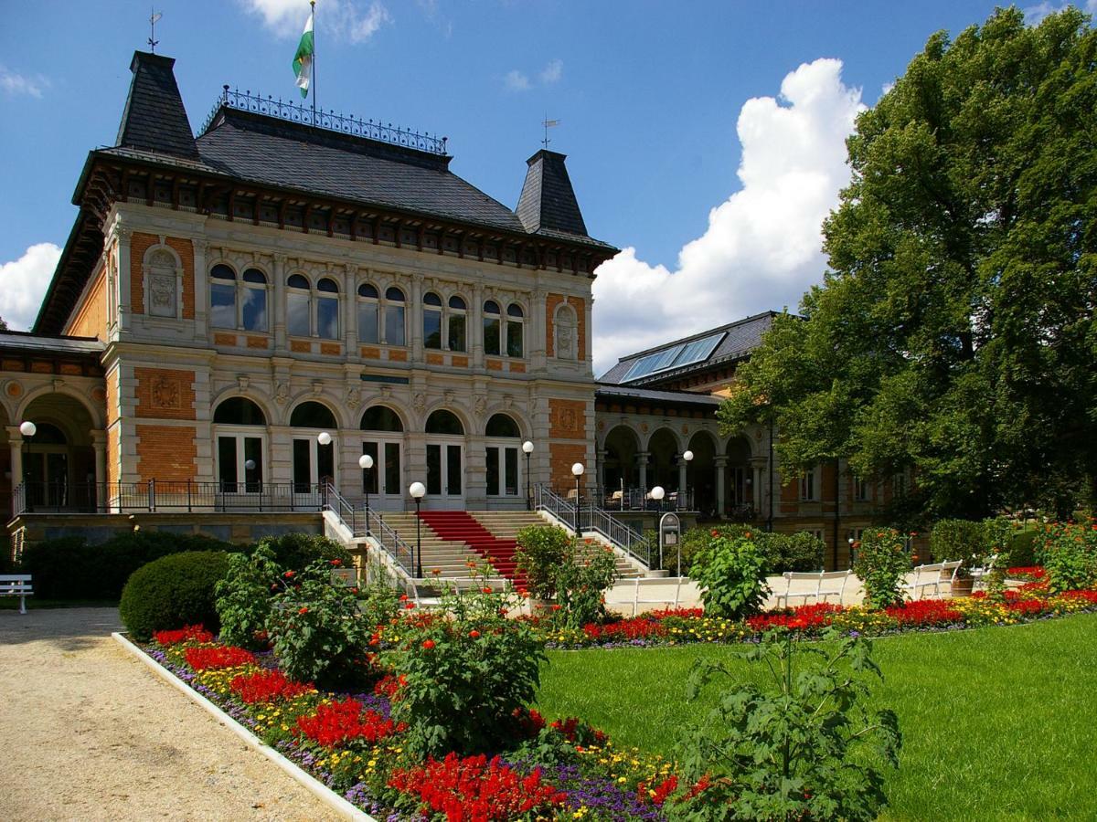 Pension Weisse Rose, Parkplatz, Fruehstueck, Wlan, Zentral Bad Elster Zewnętrze zdjęcie